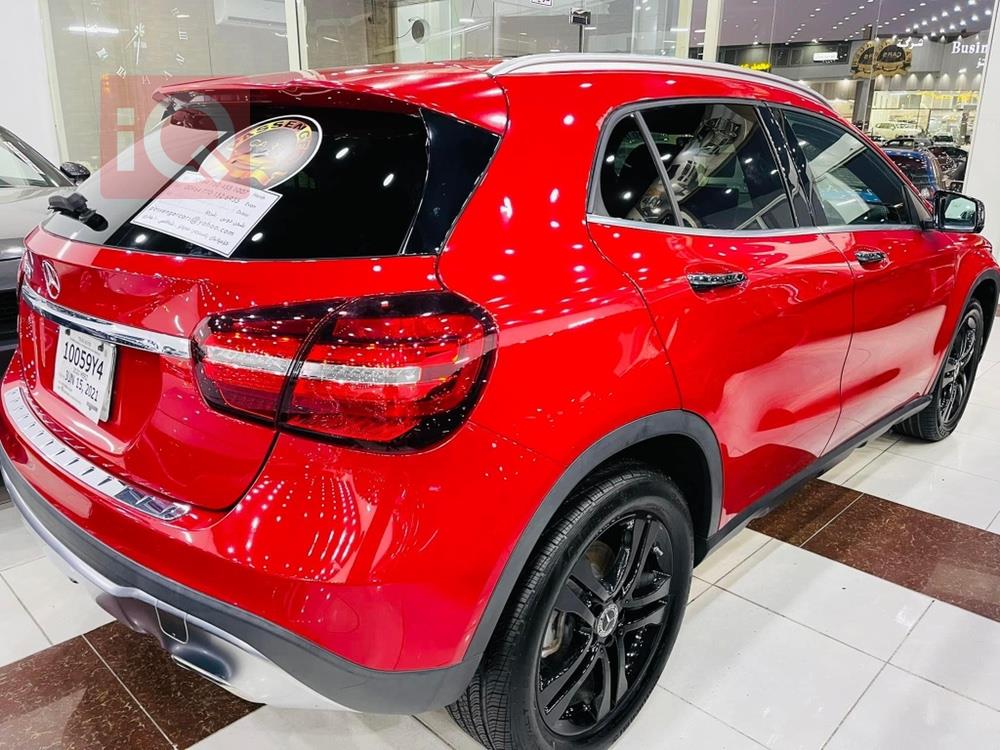 Mercedes-Benz GLA